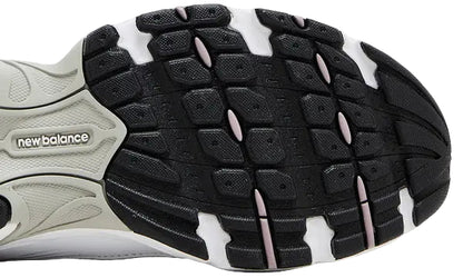 New Balance 530 - Pink White